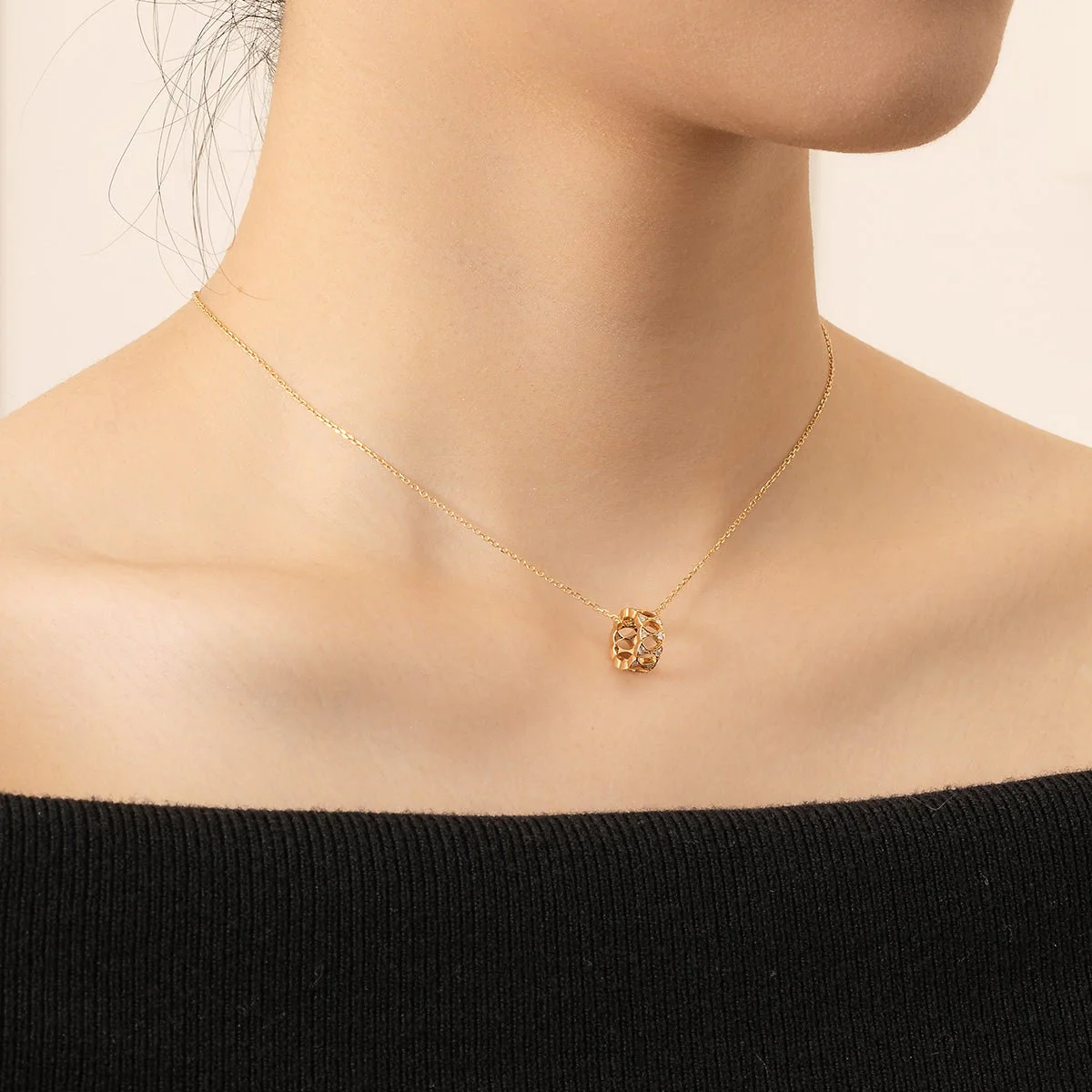 18K Gold Diamond Lucky Continuous Pendant Necklace - Image 7