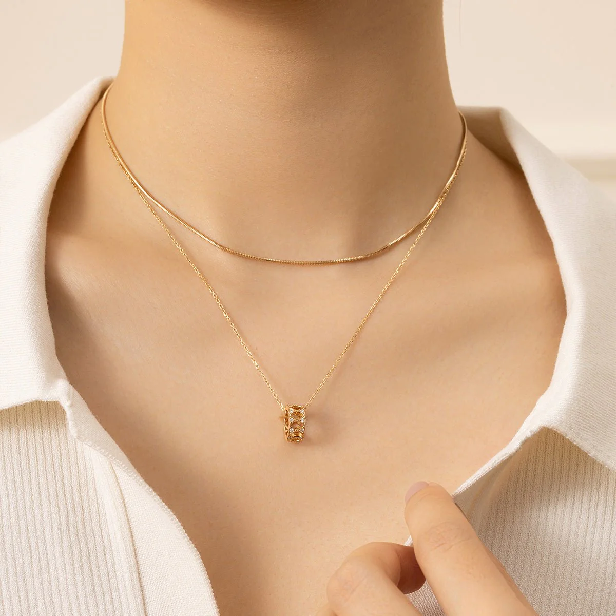 18K Gold Diamond Lucky Continuous Pendant Necklace - Image 8