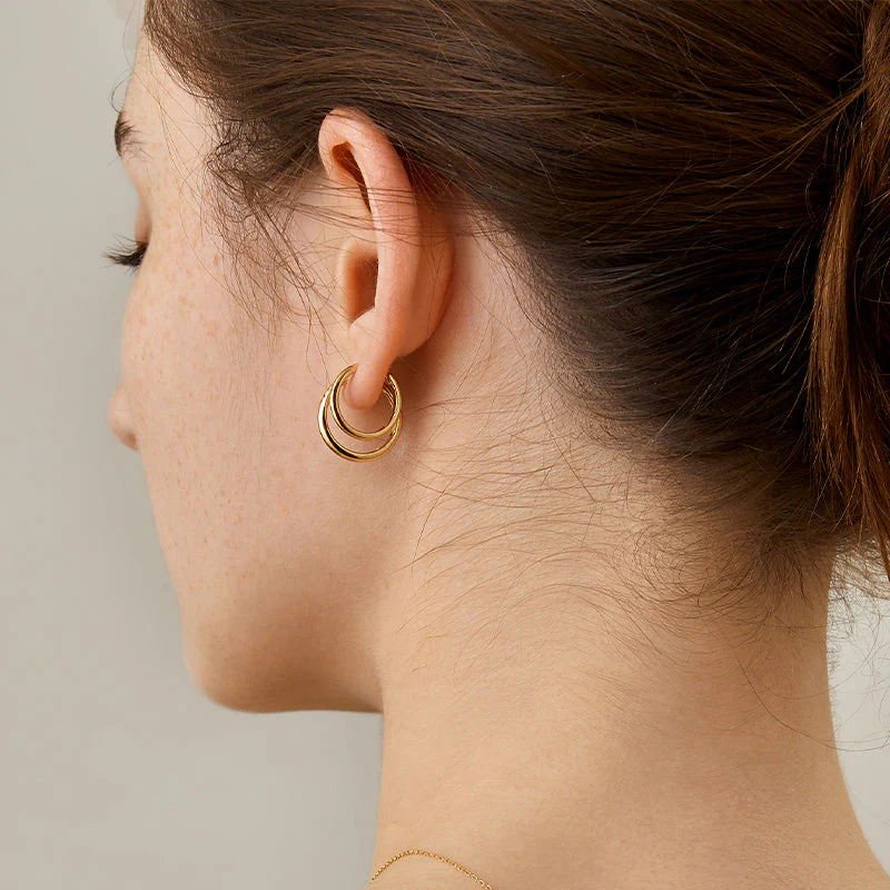 18K Solid Gold Polished Hoop Earrings - Image 10