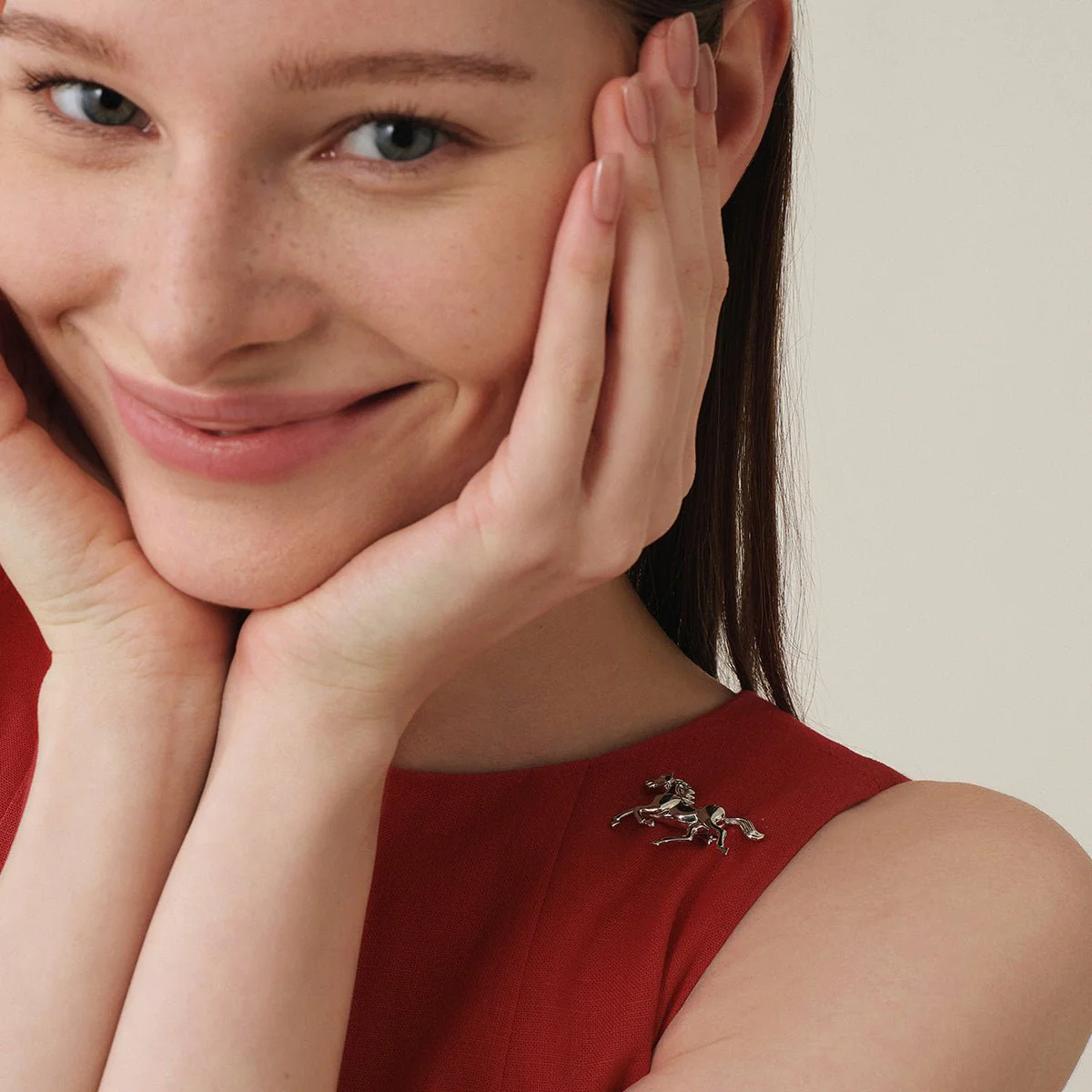 925 Sterling Silver Lab-Grown Diamond Anne's Horse Brooch - Image 8
