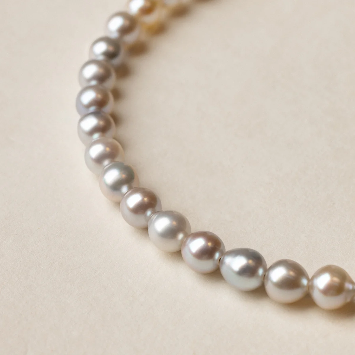 Akoya Multi-Color Baroque Pearl Soft Painterly Bracelet in 925 Sterling Silver - Image 2