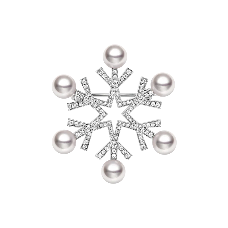 Akoya Pearl 18K Gold Christmas Snowflake Brooch
