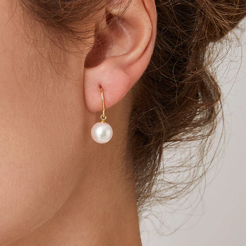 Akoya Pearl 18K Gold Classic Hook Earrings - Image 2