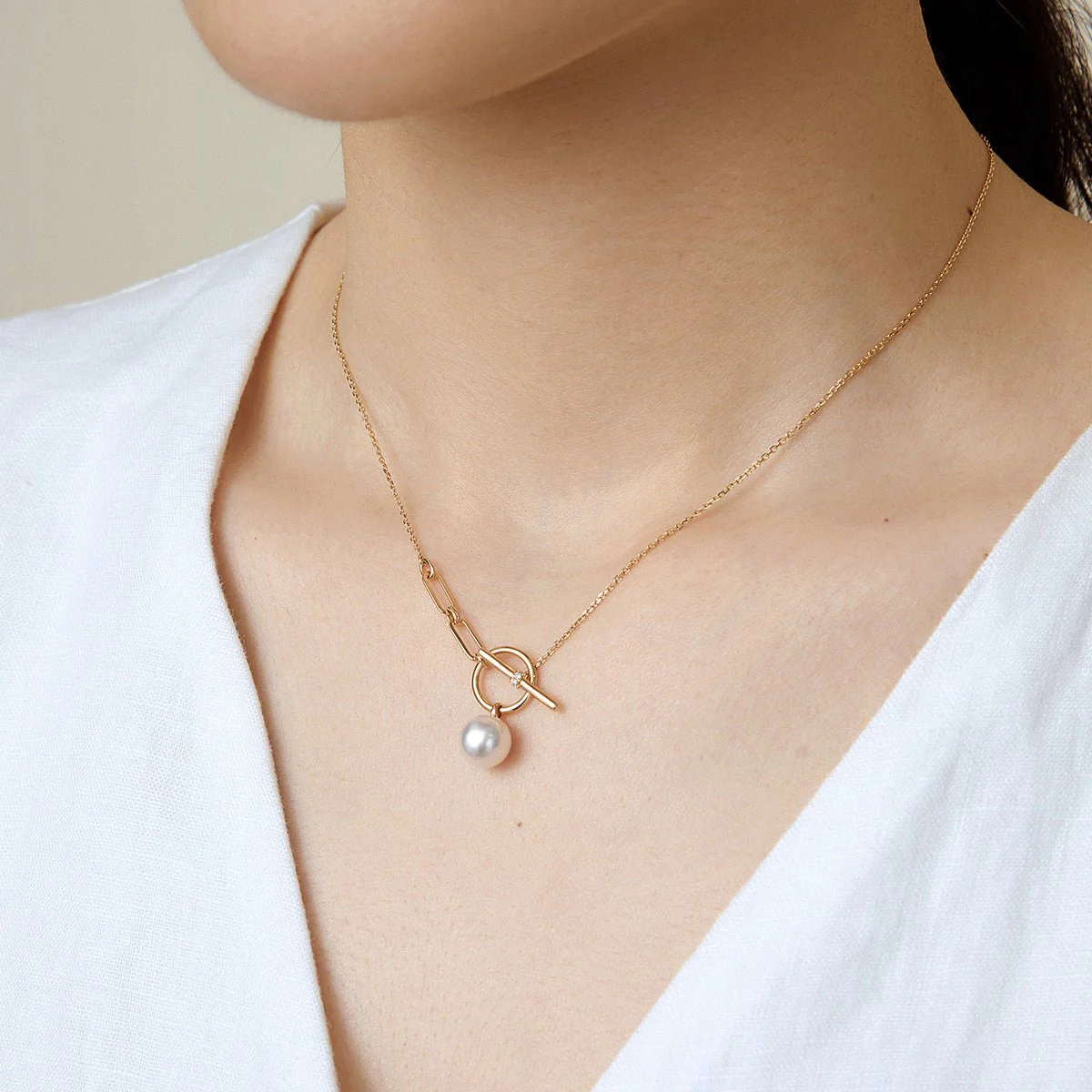 Akoya Pearl 18K Gold Diamond Tension Poise Clasp Necklace - Image 2