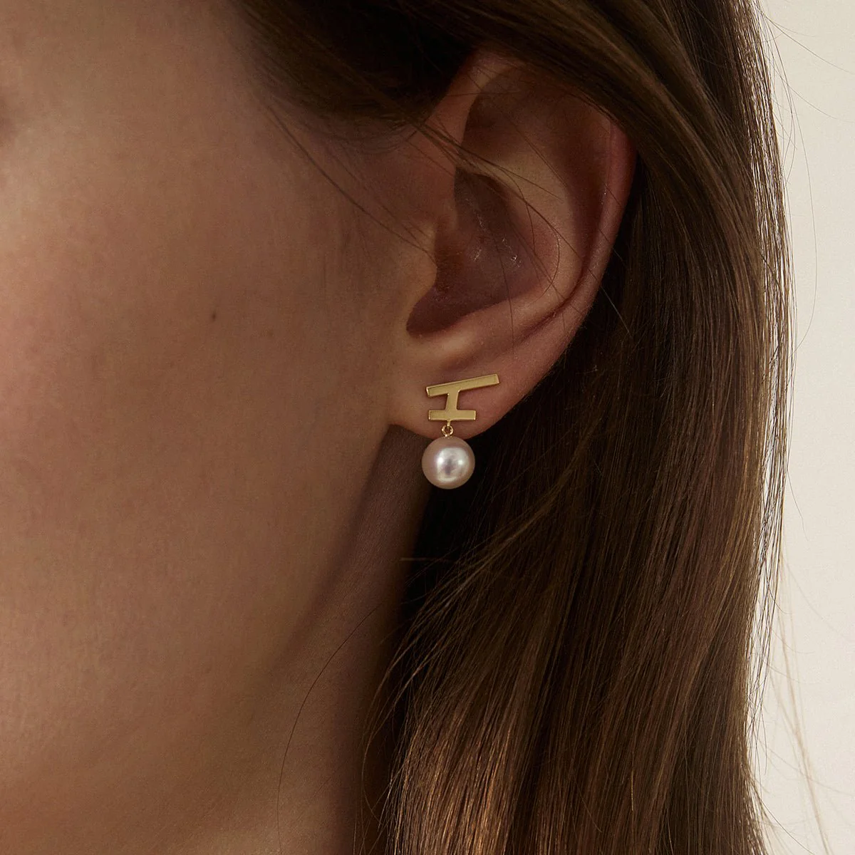Akoya Pearl 18K Gold Fashion Flying Earrings - Image 3