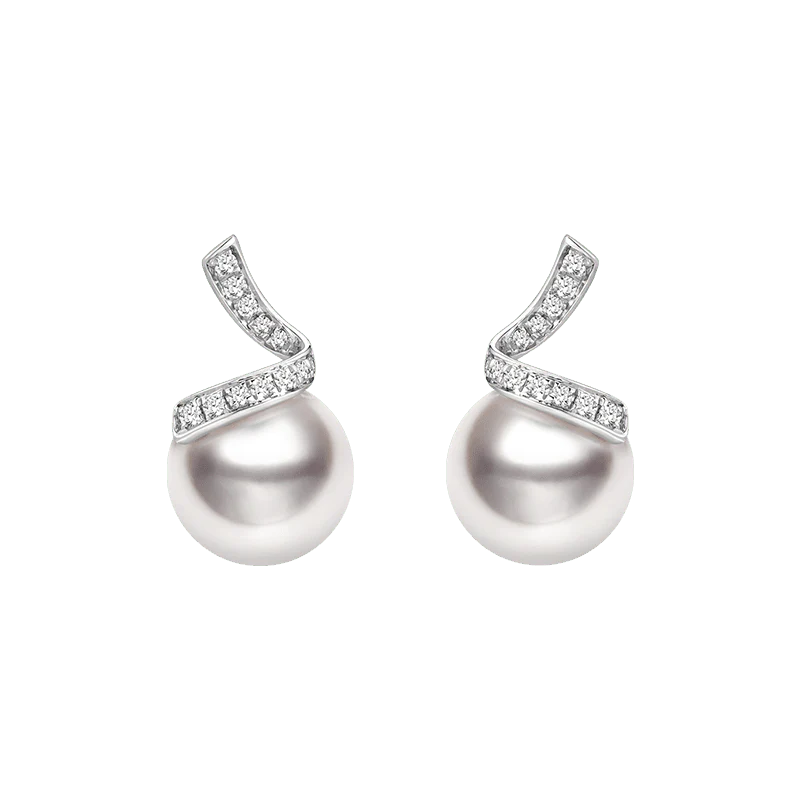 Akoya Pearl 18K White Gold Classic Wave Stud Diamonds Earrings