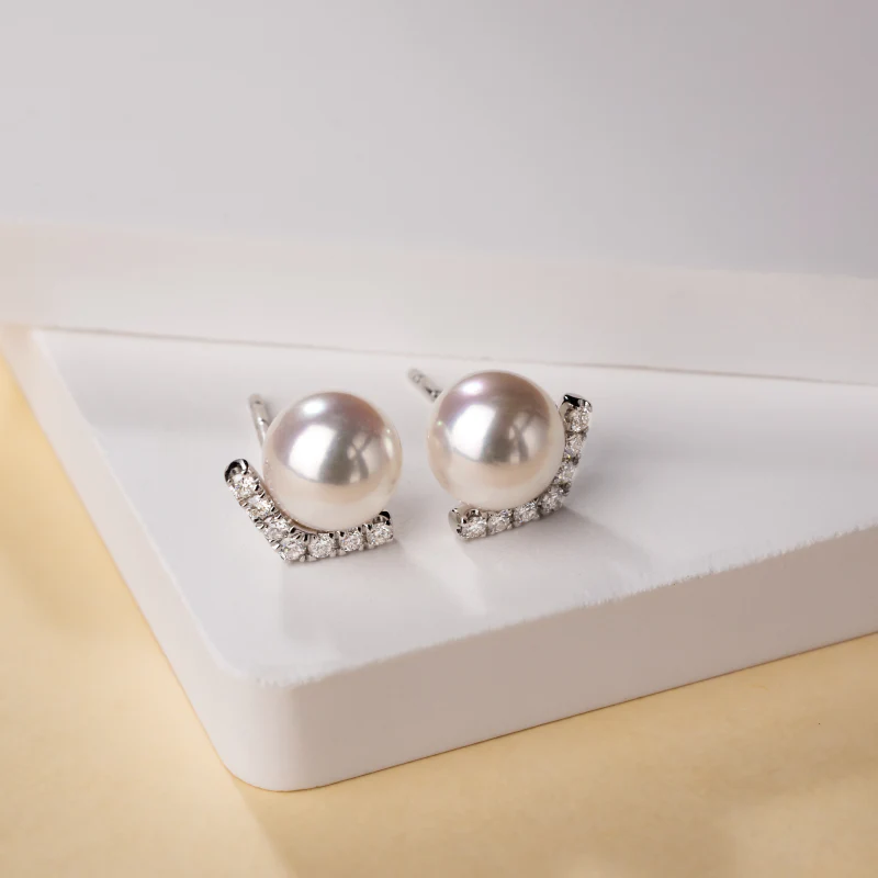 Akoya Pearl 18K White Gold V-shape Diamond Stud Earrings - Image 7