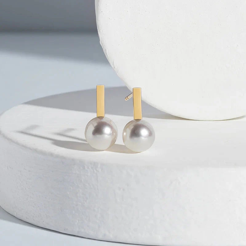 Akoya Saltwater Pearl Earrings 18K Yellow Gold Pearl Earrings - Image 5