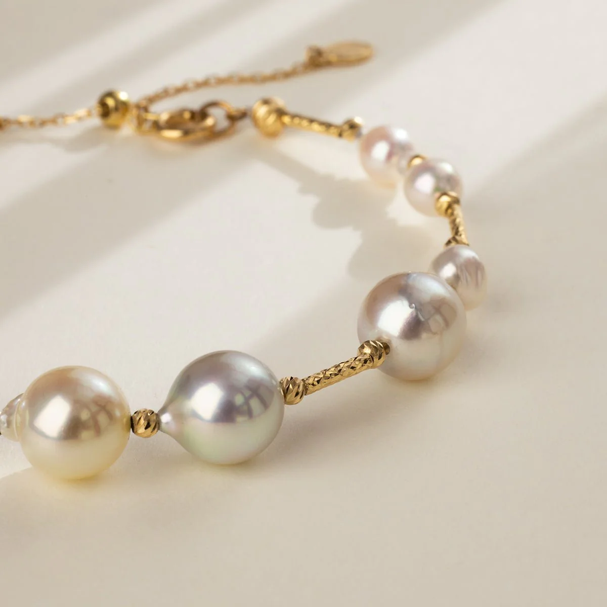 Baroque Akoya Pearl Gold Vermeil Multi-Color Station Bracelet in 925 Sterling Silver - Image 6