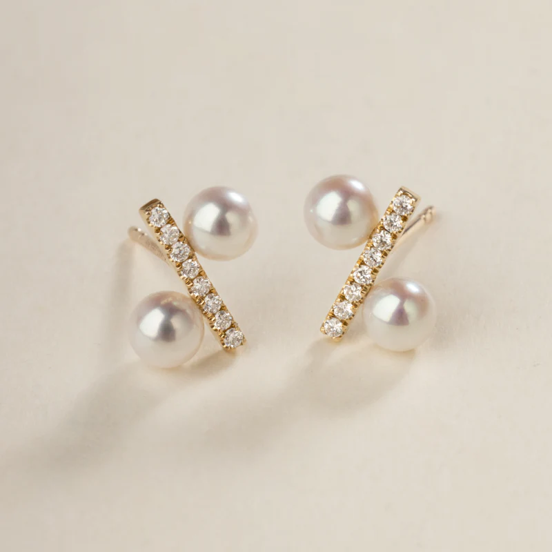 Freshwater Pearl 10K Yellow Gold Diamond Percentage Design Stud Earrings - Image 3