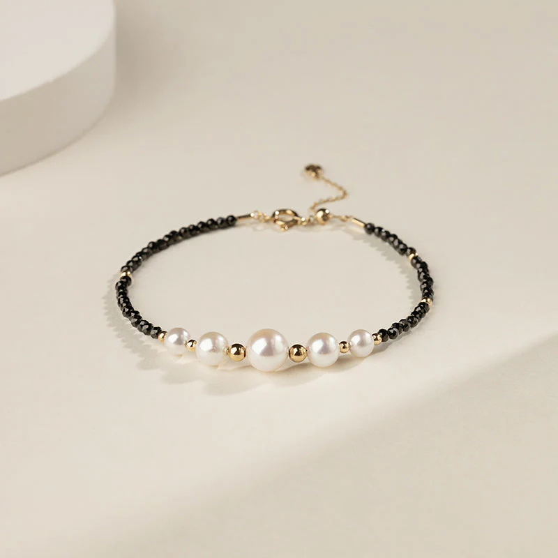 Freshwater Pearl Black Spinel Gold Vermeil Smile Bracelet in 925 Sterling Silver - Image 3