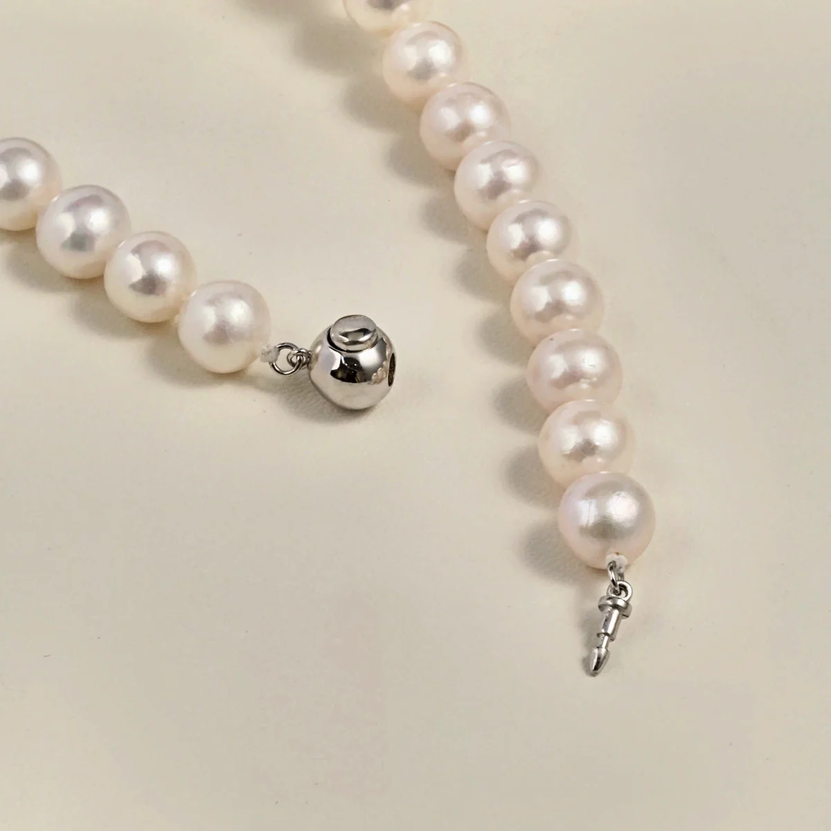 Freshwater Pearl Classic Round Strand Necklace in 925 Sterling Silver - Image 6