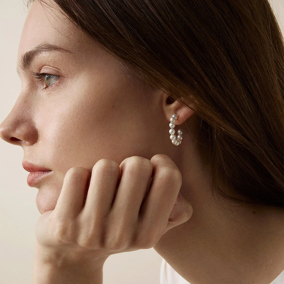 Freshwater Pearl Gold Vermeil Glance Back Circle Earrings in 925 Sterling Silver - Image 4