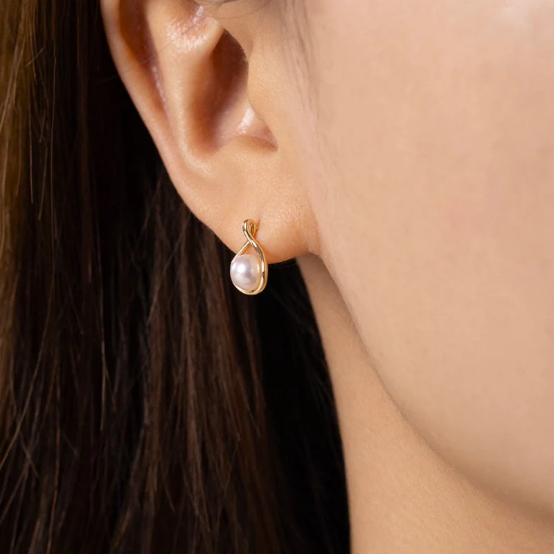 Freshwater Pearl Gold Vermeil Teardrop Stud Earrings in 925 Sterling Silver - Image 5