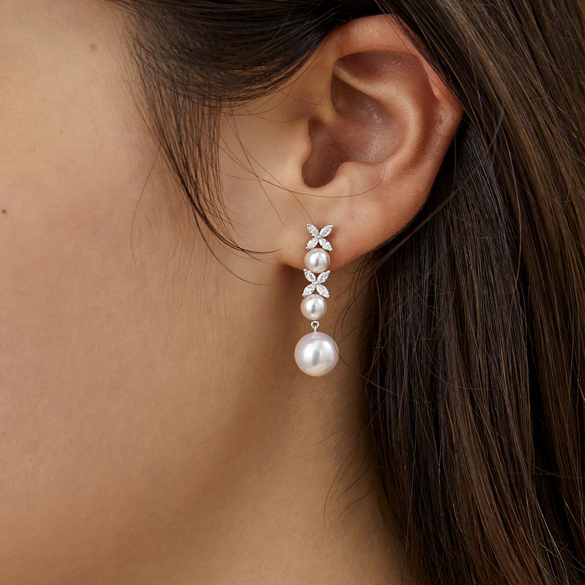 Freshwater Pearl Graduated Drop Earrings with Lab-Grown Diamonds in 925 Sterling Silver - Image 2