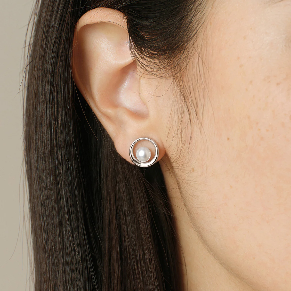 Freshwater Pearl Open Circle Orbit Stud Earrings in 925 Sterling Silver - Image 2
