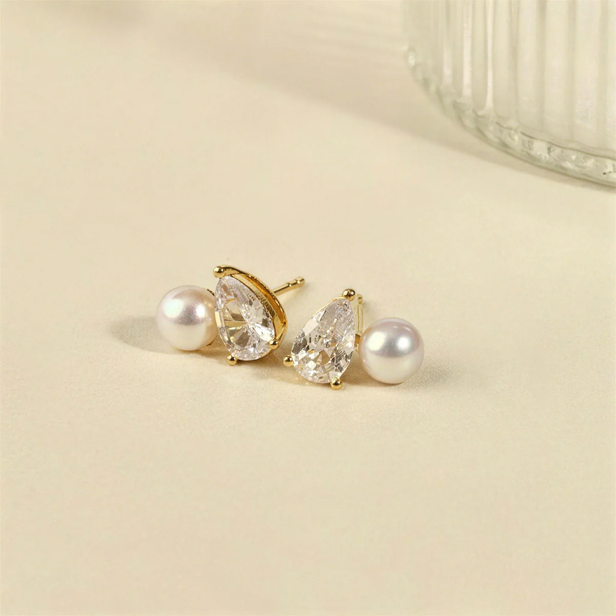 Freshwater Pearl Pear-Cut CZ Gold Plating Toi et Moi Stud Earrings in 925 Sterling Silver - Image 3