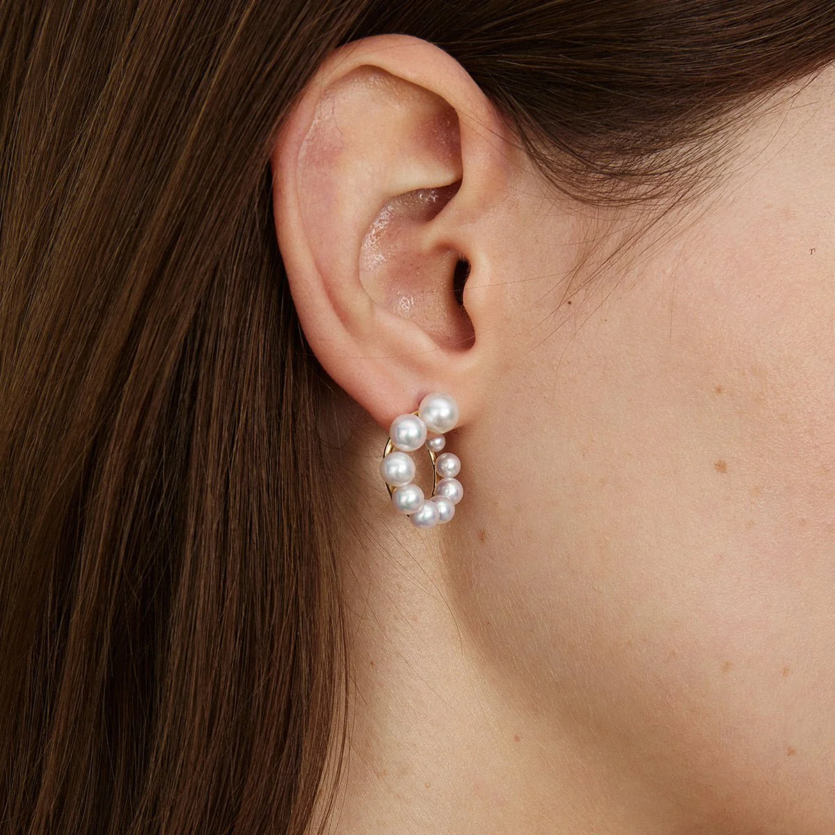 Freshwater Pearls 14K Gold Gradient Arc Earrings - Image 4