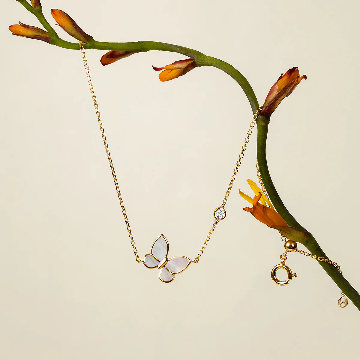 Mother-of-Pearl Gold Vermeil Lab-grown Diamond Butterfly Bracelet in 925 Sterling Silver - Image 3