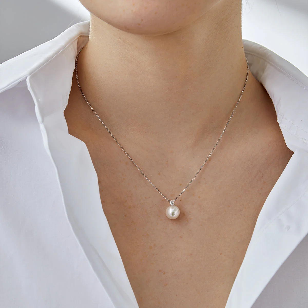 Premier Akoya Pearl 18K Gold Diamond Necklace - Image 8