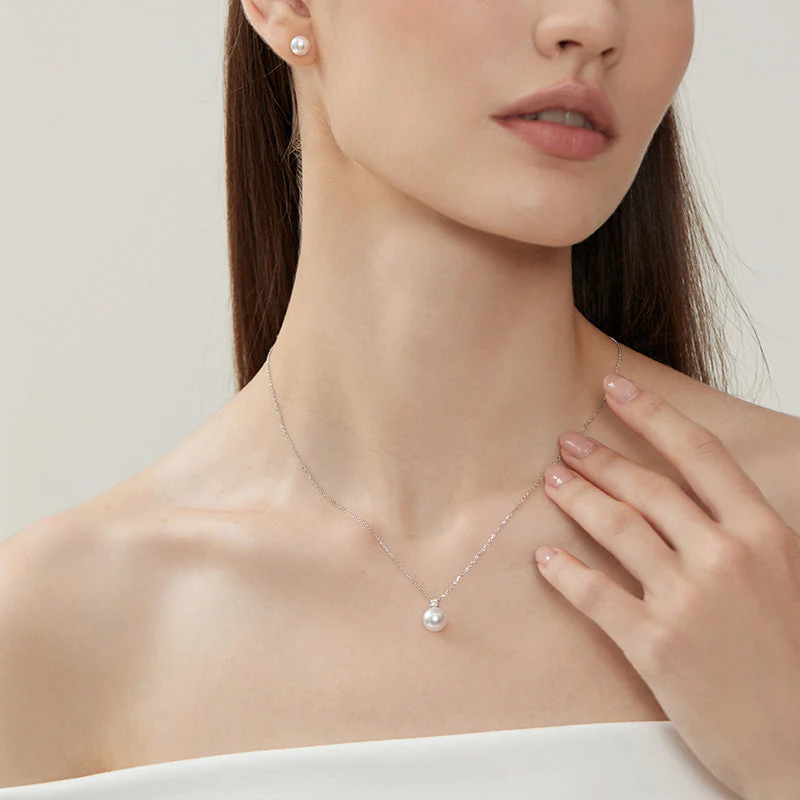 Premier South Sea Pearl 18K Gold Diamond Necklace - Image 2