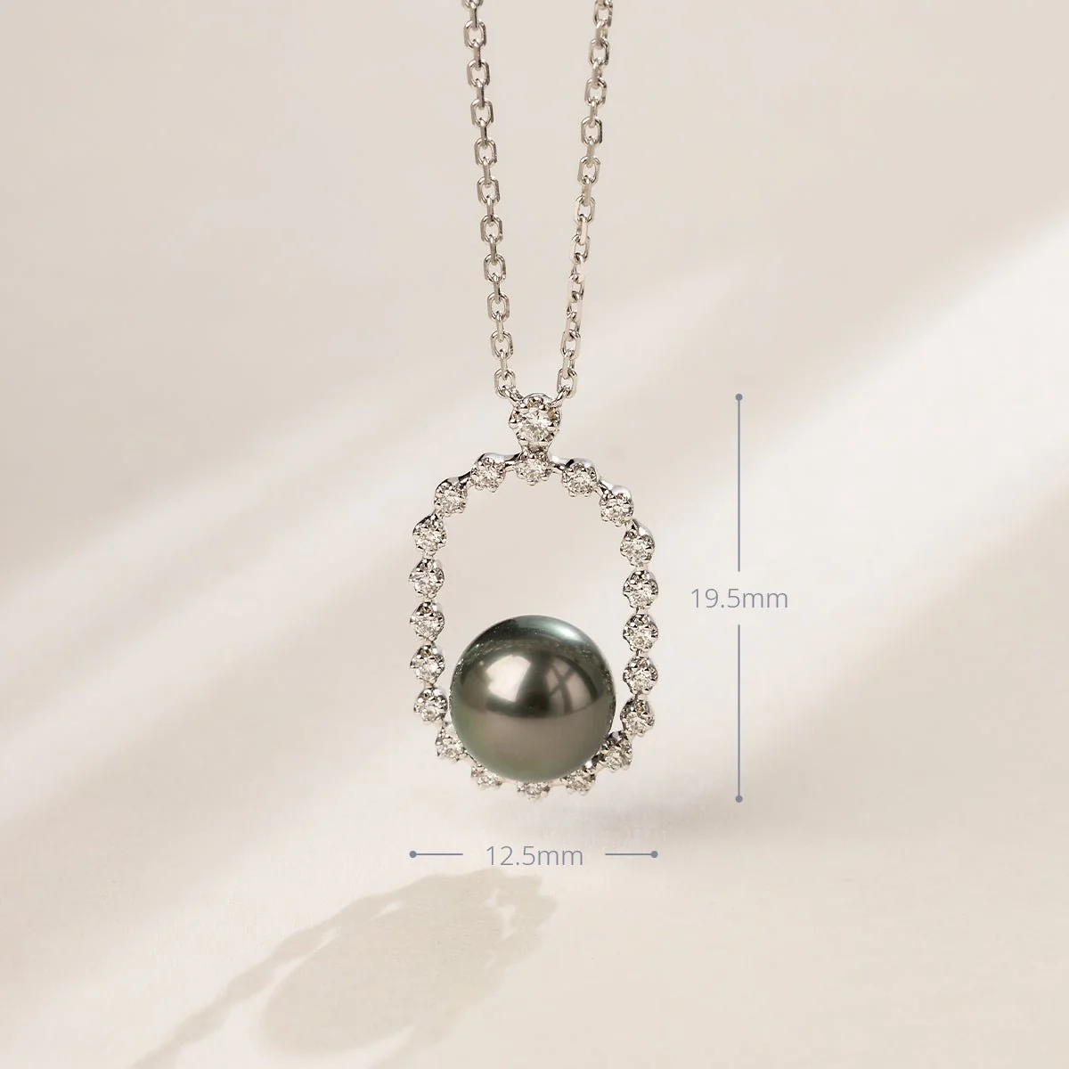 Tahitian Black Pearl 18K Gold Diamond Sparkling Circle Necklace - Image 2