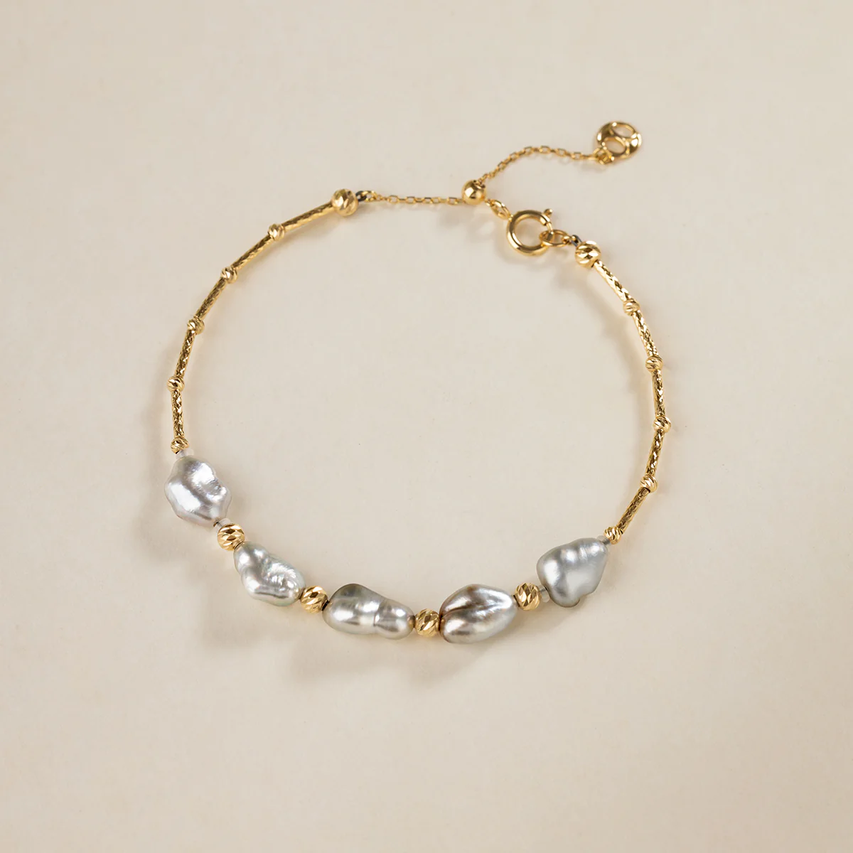 Tahitian Keshi Pearl 18K Yellow Gold Irregular Bracelet - Image 5