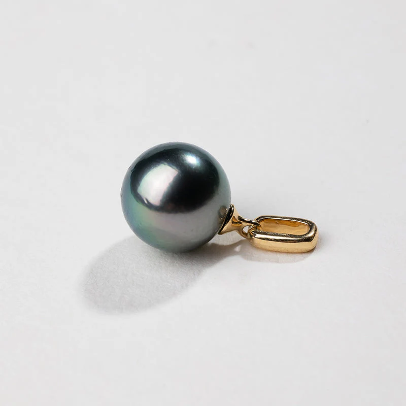 Tahitian Pearl 18K Gold Simple Pendant Necklace - Image 7