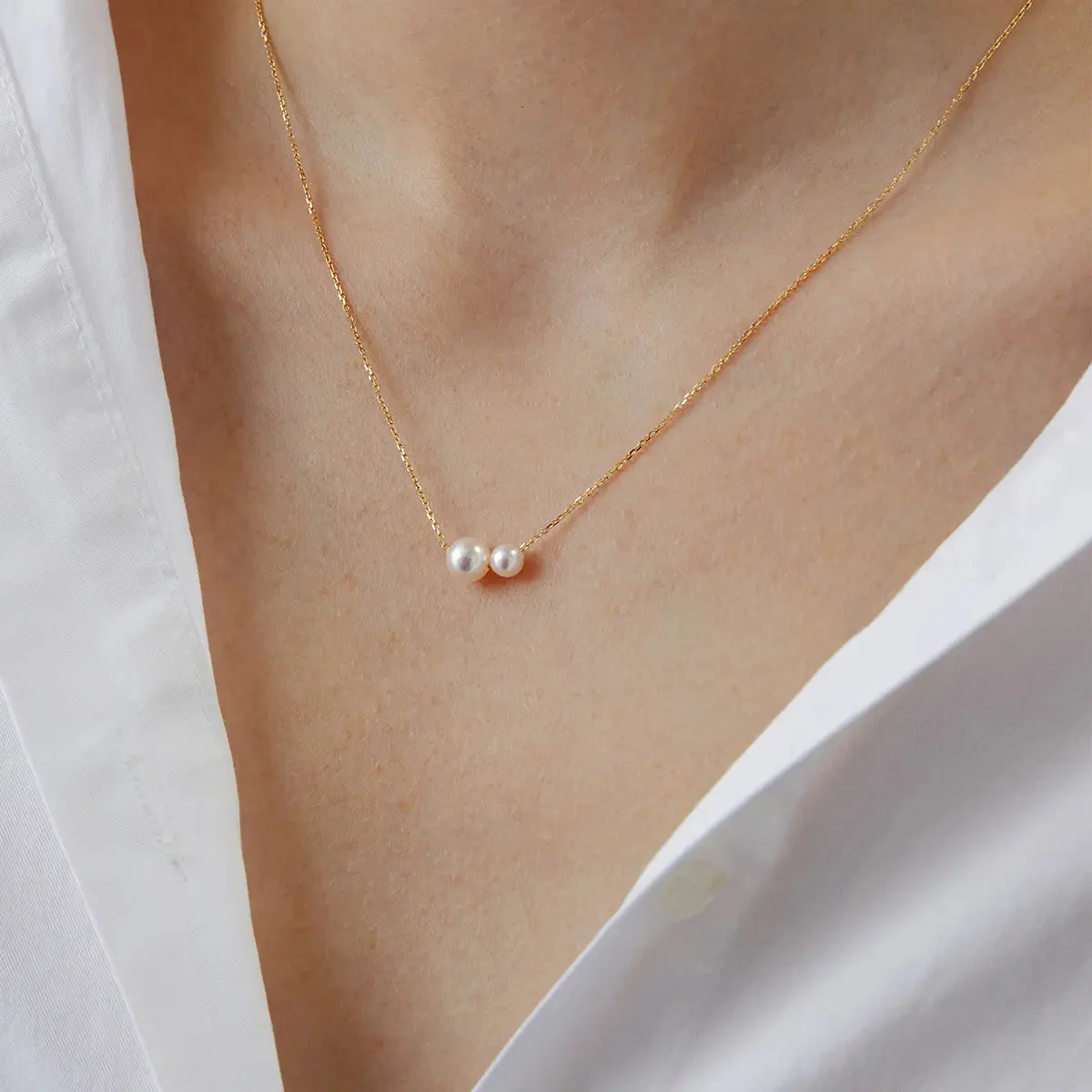 Twin Saltwater Pearl Minimalist Design 18K Necklace - Image 2